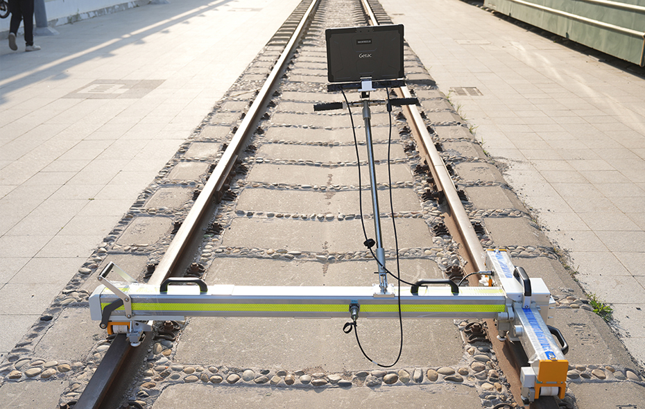 Railway Track Measuring Instrument