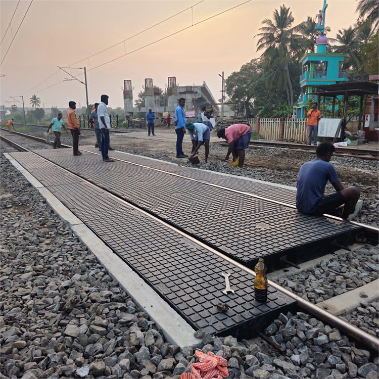  Railway Rubber Crossing Board