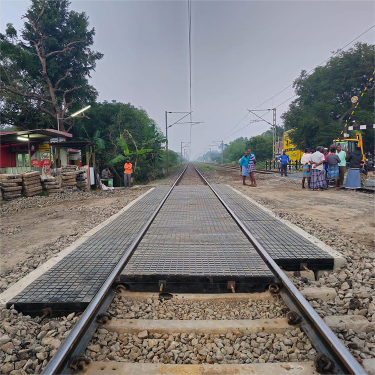  Railway Rubber Crossing Board