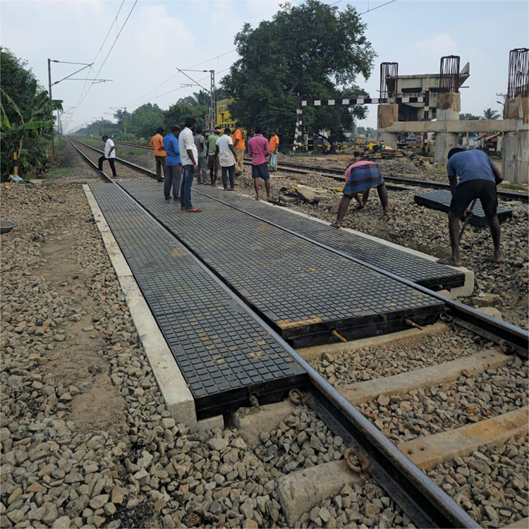  Railway Rubber Crossing Board