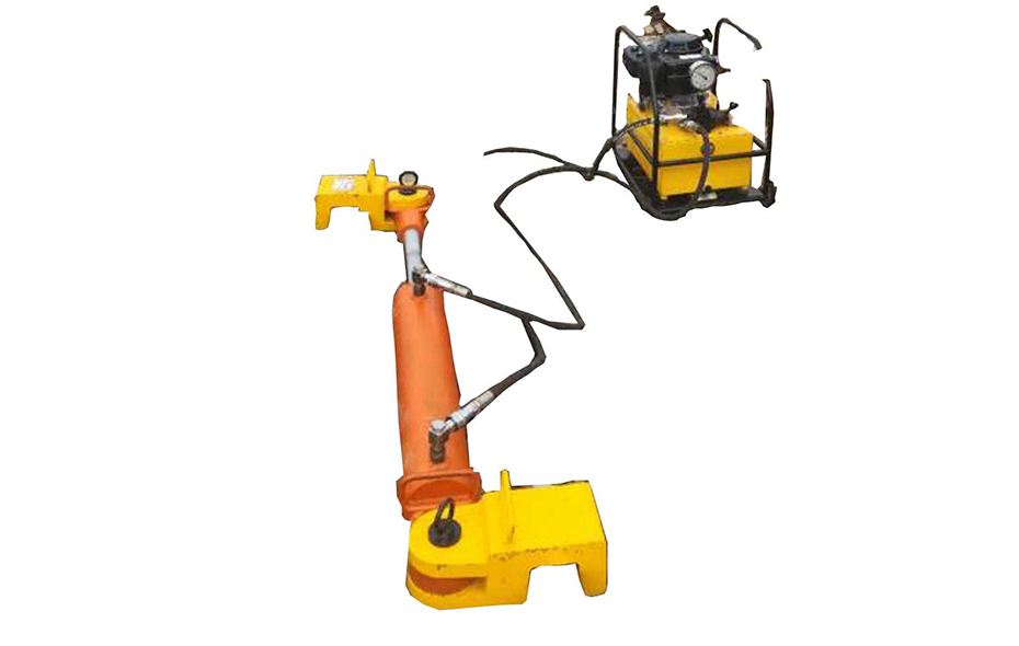 Rail Track Stretcher
